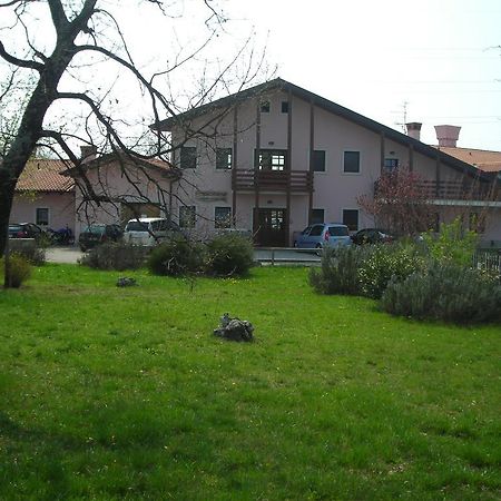 Villa Bajta Fattoria Carsica Baita Exterior foto